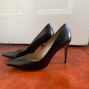 Never worn M Gemi The Esatto pumps